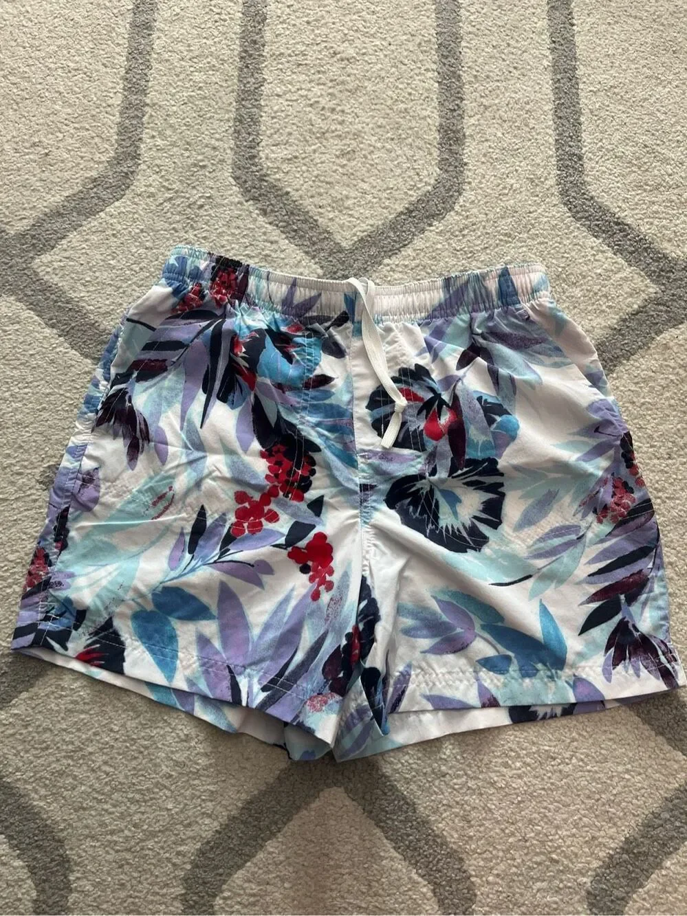 NWOT Columbia Men’s Swim Trunks 5 in Size Small